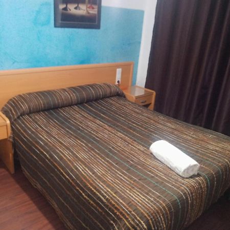 Pension Iglesias Сарагоса Екстер'єр фото